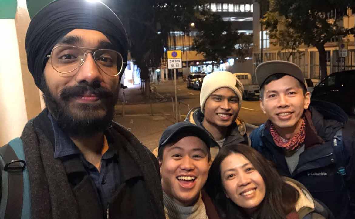 跟著在地年輕人漫步街頭，看見多元交融的「真香港」——失色的陸客購物天堂，如何找回「香港價值」？