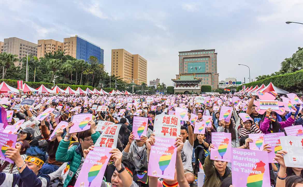 其實「同志權益正常化」這場仗，反動者早已輸了：「反同婚 3 公投」的論據與手段，真能阻擋時代潮流？