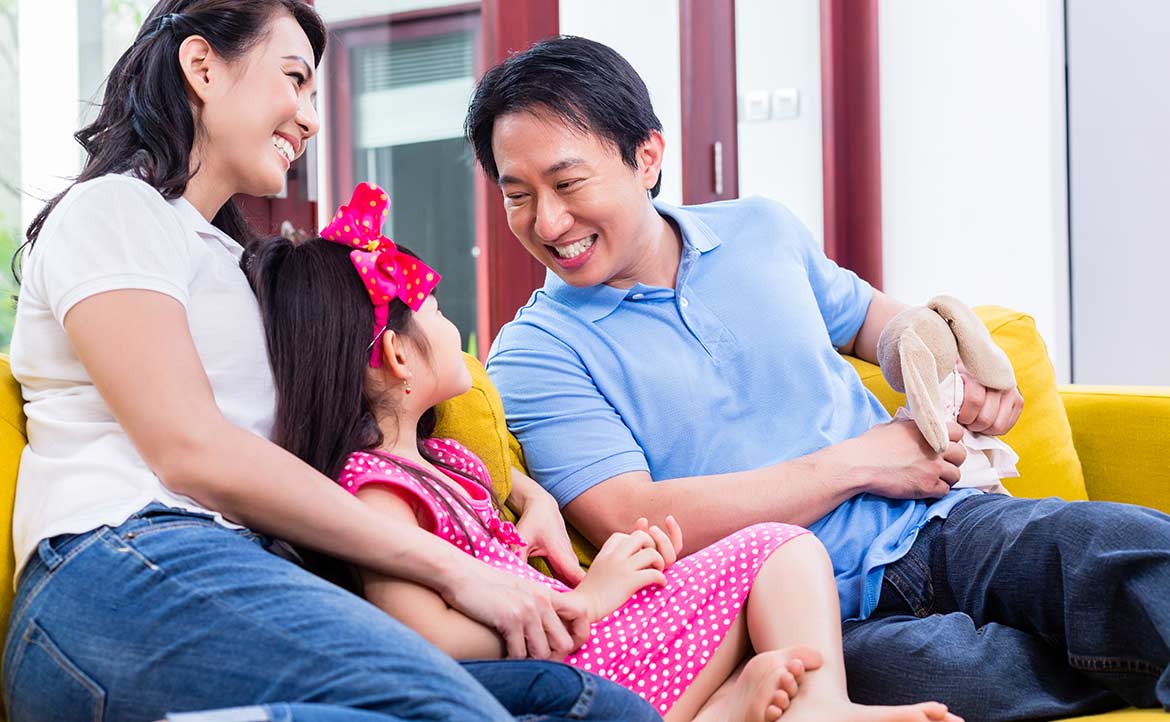 【環遊世界】「託付孩子給親友時，最好要附帶一名保母」── 與印尼華人家庭的相處與磨合