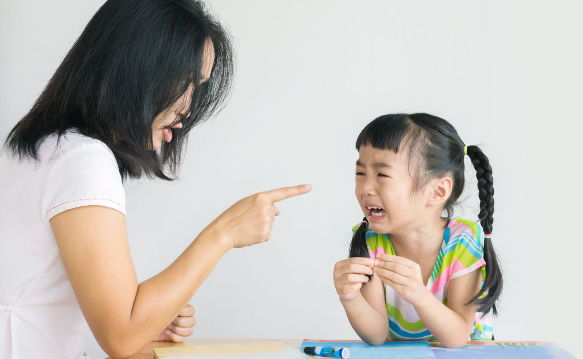 搭機時遇上吵鬧的孩子，是「孩童父母的失職」嗎 ？── 談「個人主義」和「集體主義」的文化差異