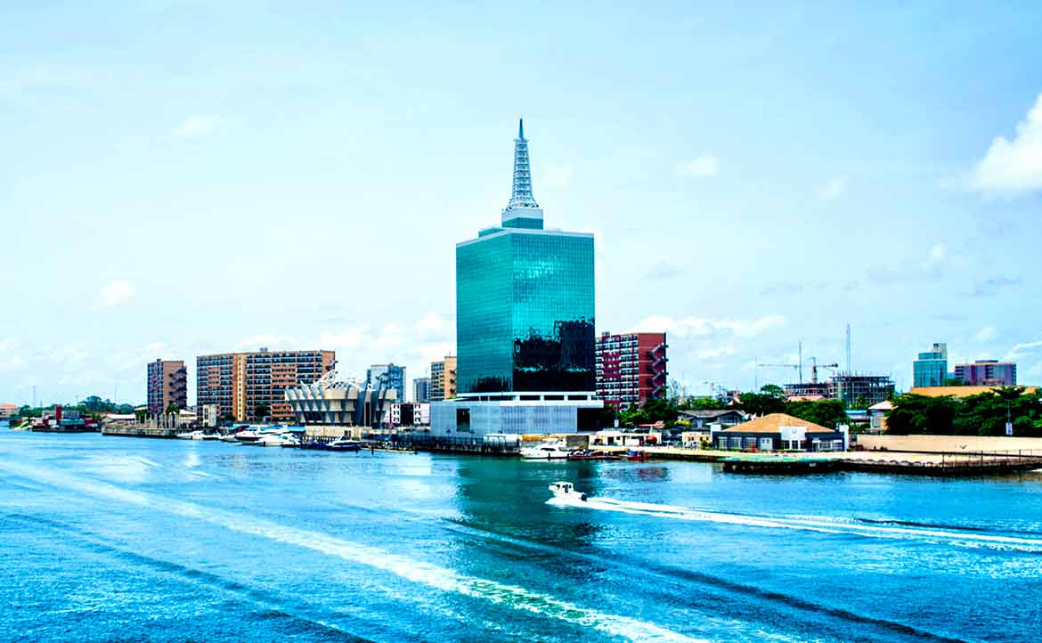 「真羨慕你在海外工作，薪水高、有挑戰又有國際觀」──難道在台灣打拚，就一定是「沒競爭力」、「過太爽」嗎？