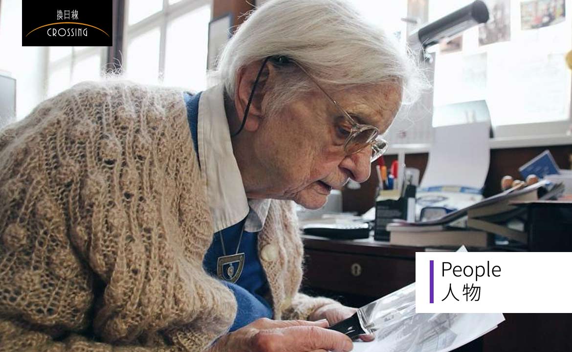 97 歲的全德國「最資深女老闆」，半世紀來一直守著這家 179 歲的書店