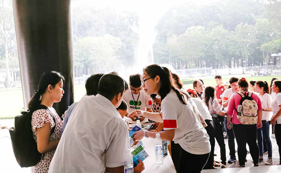 【英國小學 Midday 紀實】再簡單的工作都有學問──想錄取，你得先答對這題