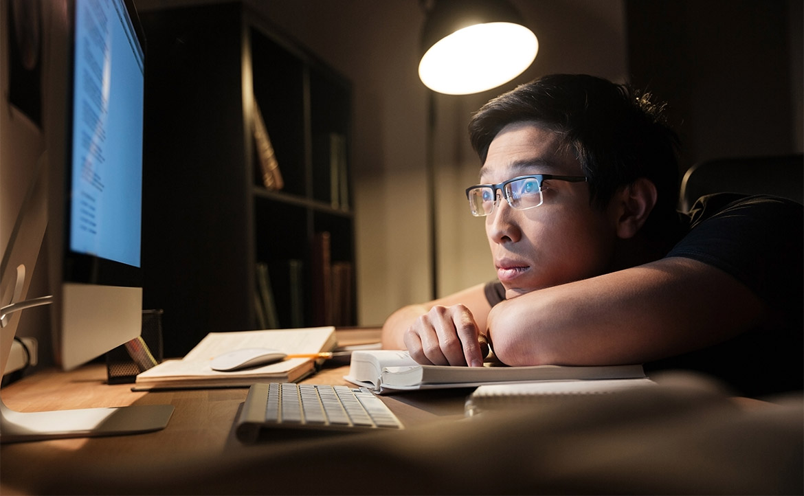 美國移民局：完全網上授課的學校，留學生簽證將被拒或撤銷
