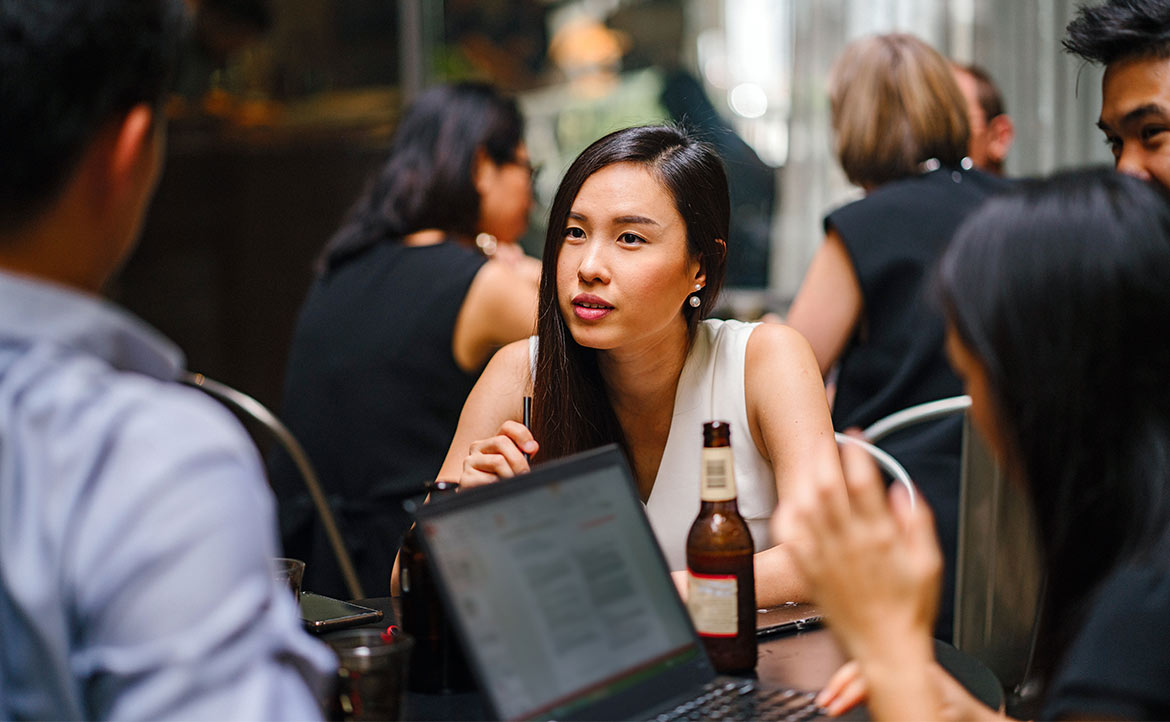「誇你是亞洲美女，你還大發脾氣？！」──我在法國遇到職場性騷擾
