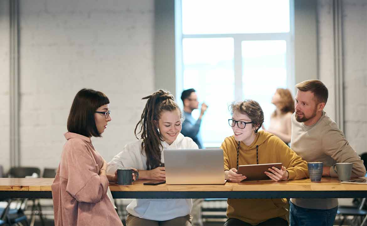HEC Paris MBA、4 年工作經驗，我如何錄取 Facebook 歐洲總部實習（情蒐篇）