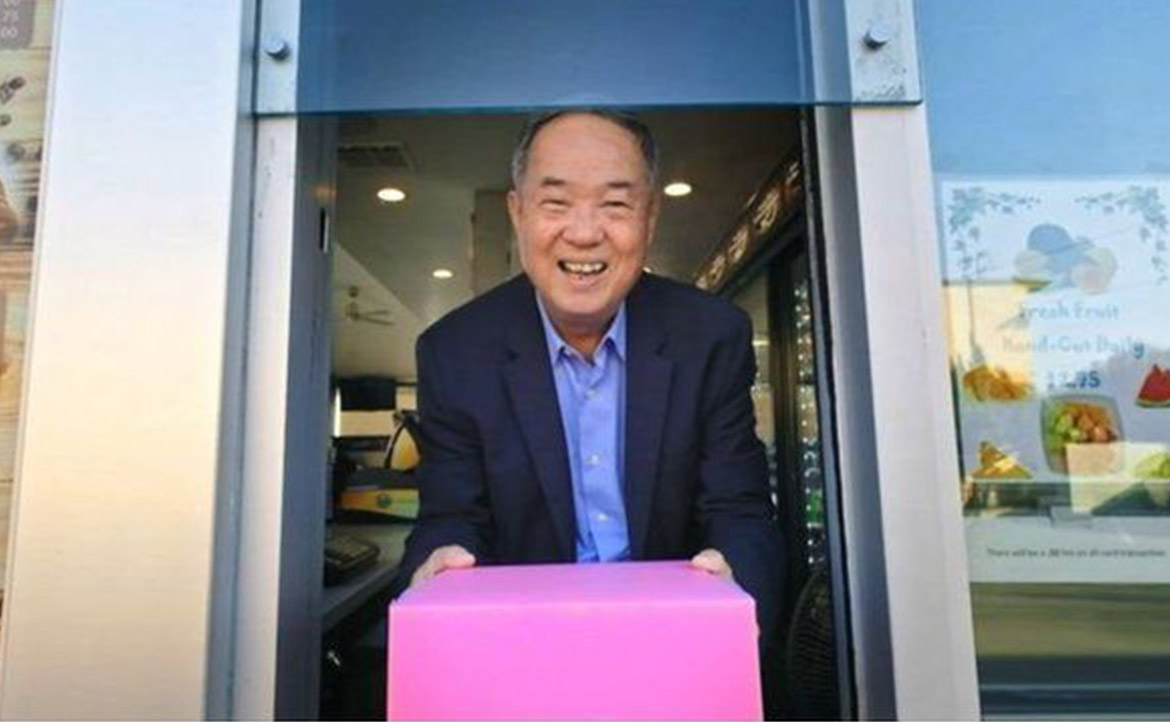 美國加州「甜甜圈王」：從柬埔寨難民到富豪，幾度浮沉的傳奇人生