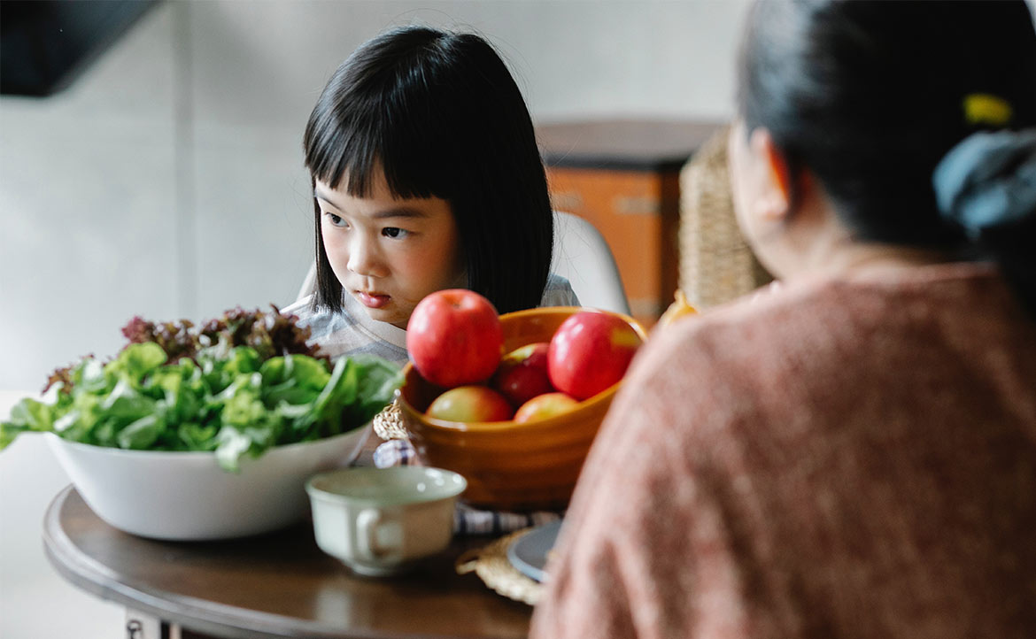 「欸，看到長輩怎麼不會叫人？」 ──什麼是心理操縱？我們又該如何避免？