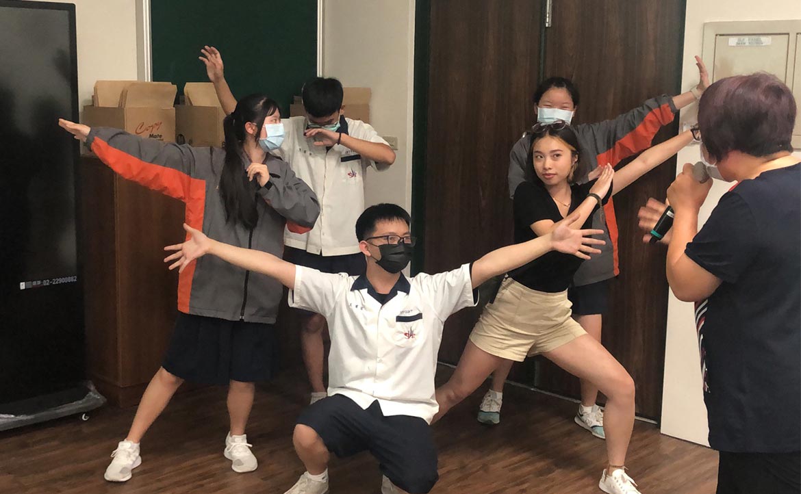 【最接地氣的國際觀教育】「師法盲人」的體驗教學：讓孩子用心感受比逼他死背有用多了！