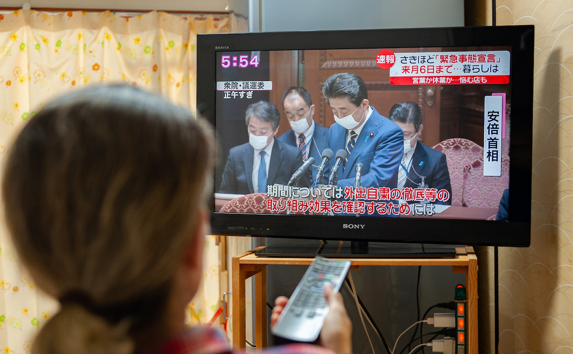防疫要靠「政府嚴管」還是「國民自律」？日本三次緊急事態宣言的啟示