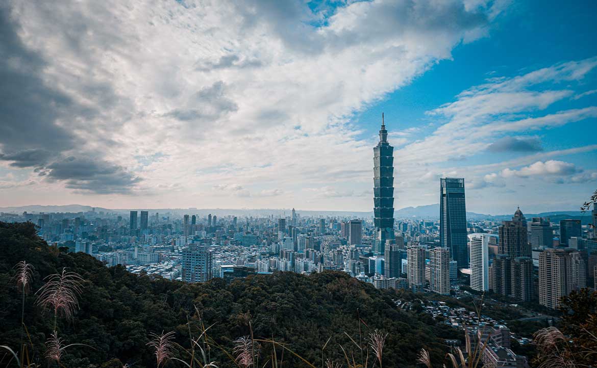 抱怨高房價前你有想過嗎──房屋明明是以居住為目的，什麼時候走鐘變成可炒作的金融商品了呢？