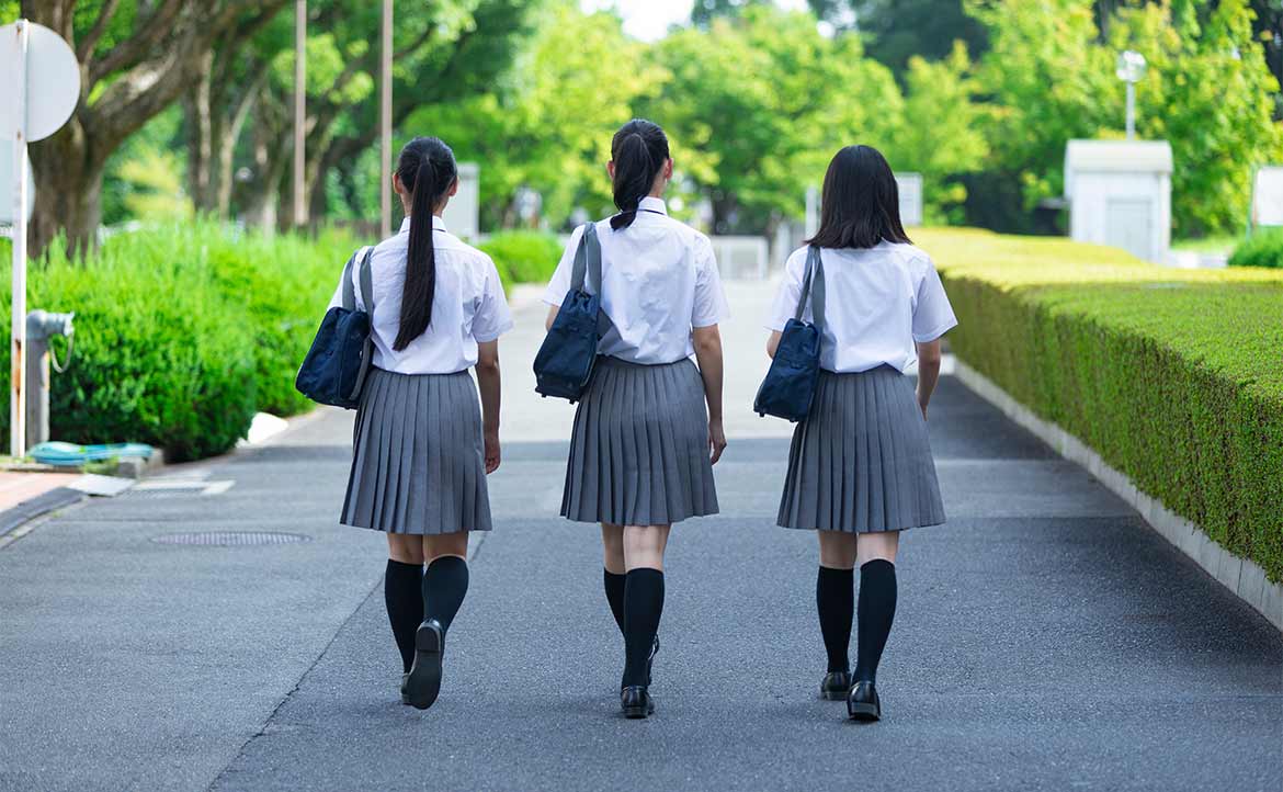 「學妹，低頭閉眼」──是嚴格還是嚴苛？一位高中舞社學生，談爭議的社團「學姊學妹制」