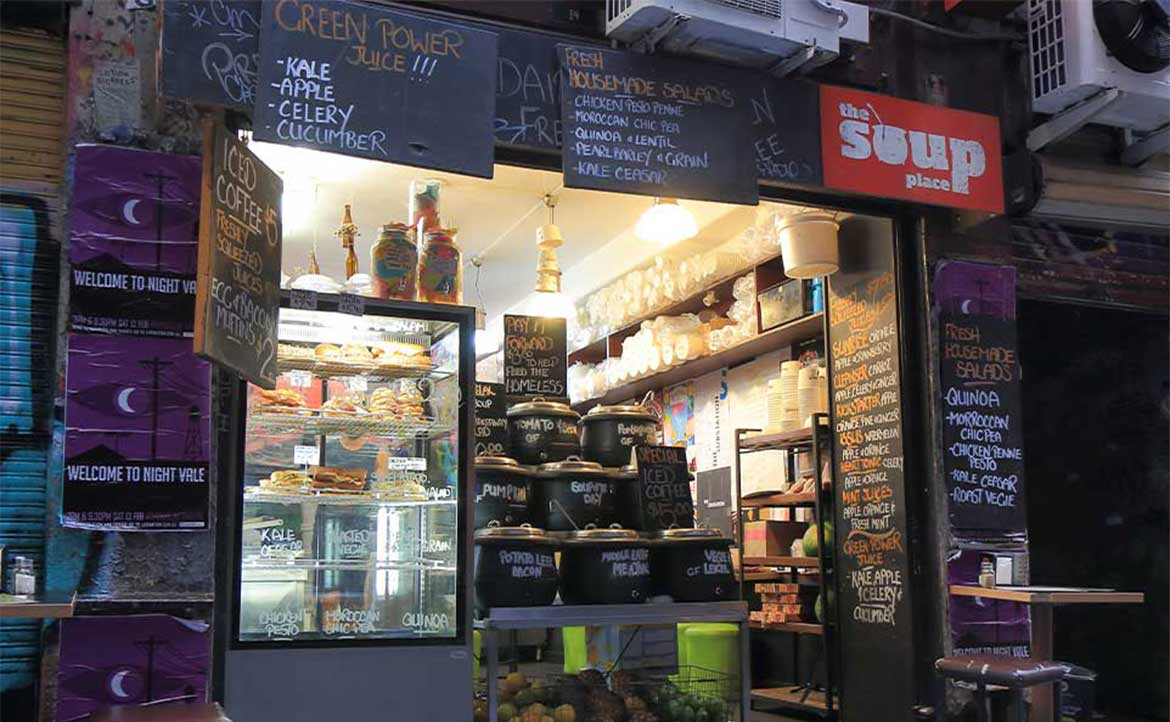 免費提供熱湯的「The Soup Place」：這間墨爾本小店，讓我對街友不再感到恐懼與麻木
