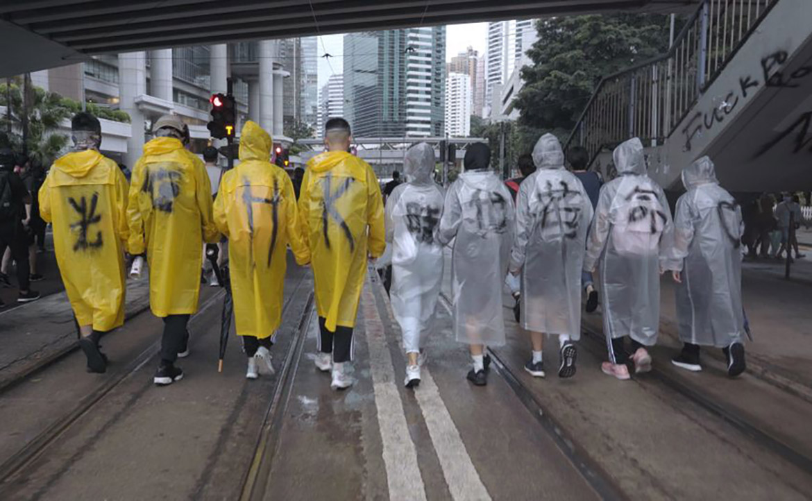 為什麼我總覺得「還差那麼一點」？──一名香港抗爭者看《時代革命》