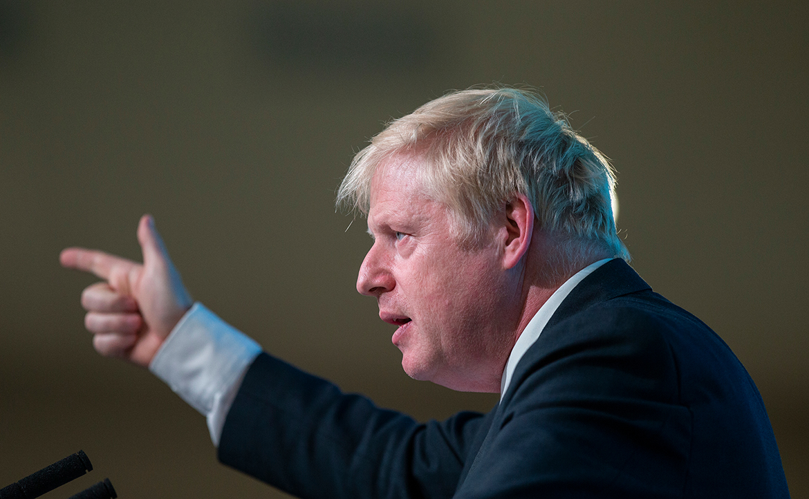 為何英國首相這麼難當？（中）強生政府（2019-2022）「脫歐劇終結者」到「派對落水狗」