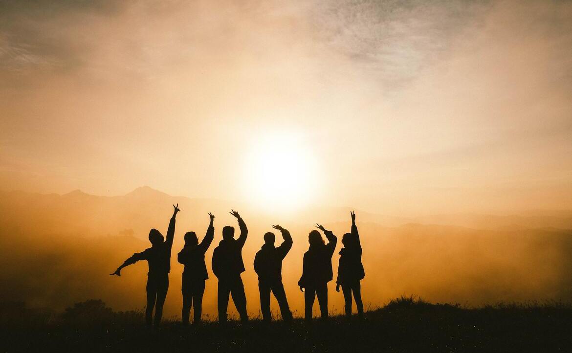 在英國，公益募款也可以變得很既有趣又有挑戰性──一個從不捐款做公益的人，怎麼成為號召者？
