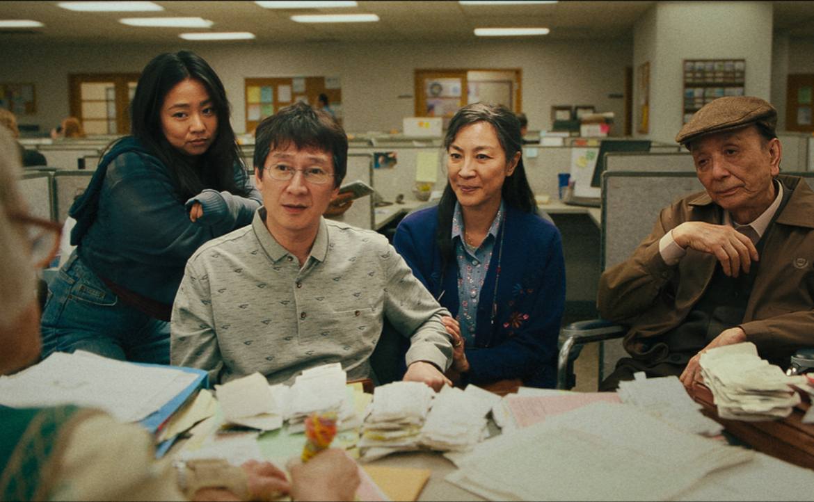 【2023 奧斯卡】《媽的多重宇宙》是「異類」突圍？各國作品有何「共同語言」？