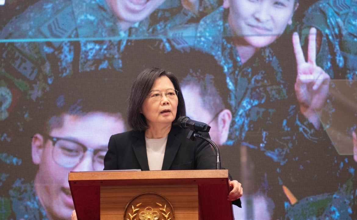 臺灣只是顆棋子？擁有民主還不夠，還得在適當時機站對陣營才有用