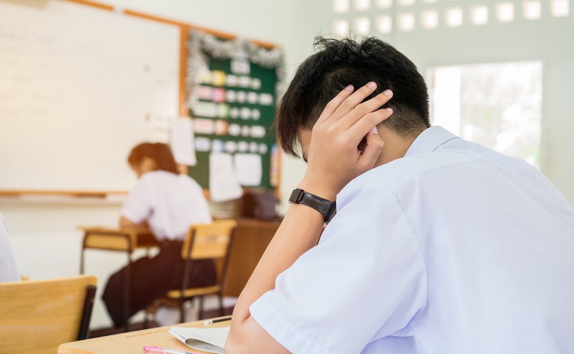 求助無門的青春：為什麼學校已有輔導室，這群高中生還得「自尋生路」？