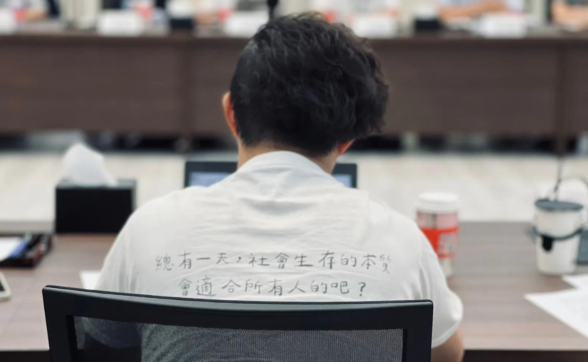 【心理社會障礙觸法者處遇專題】系列二：「監護處分」與「暫行安置」新制上路：資源、人力配套未到位，基本人權難保障