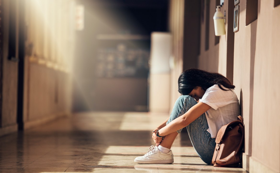 加害者和我，事發後還在同間教室上課：一段發生在第一學府的性侵憾事
