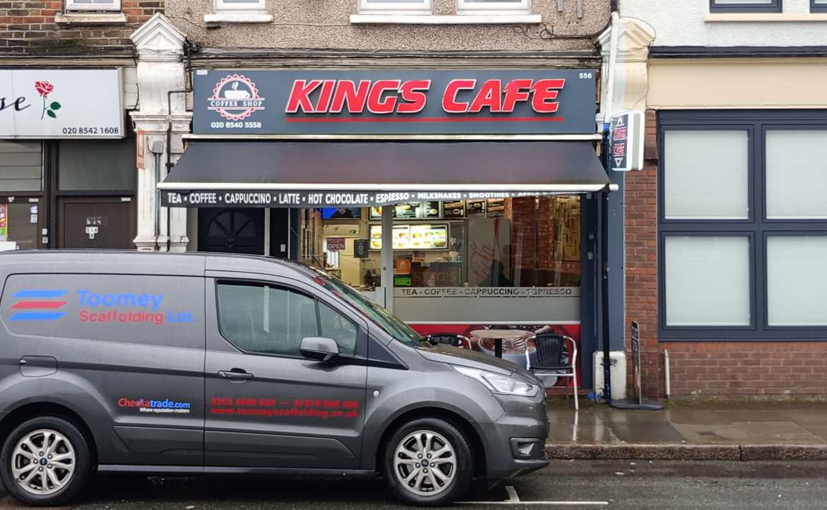 和文青咖啡廳不一樣！英國的 Cafe 其實是早餐店？一篇認識英式早餐文化
