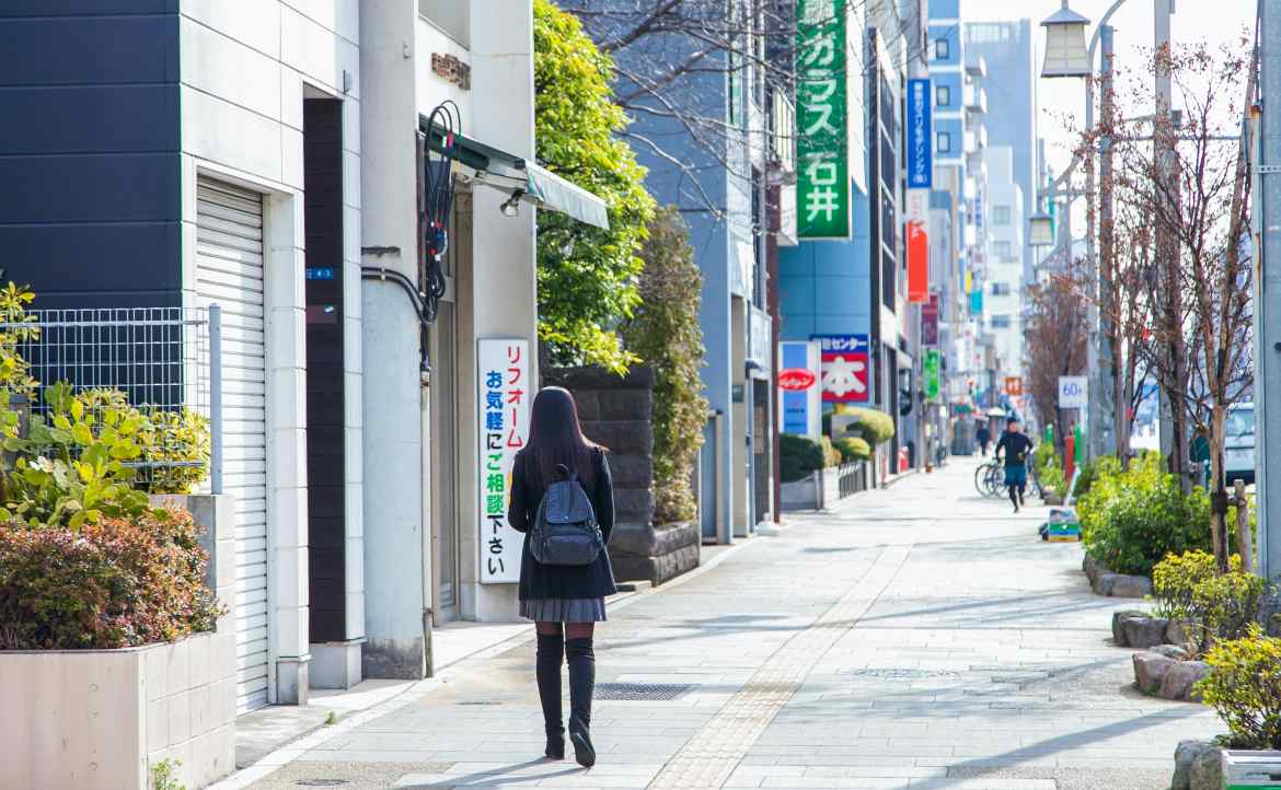 日本拒學人數創新高：政府積極應對，卻忽略了數量龐大的「原因不明」