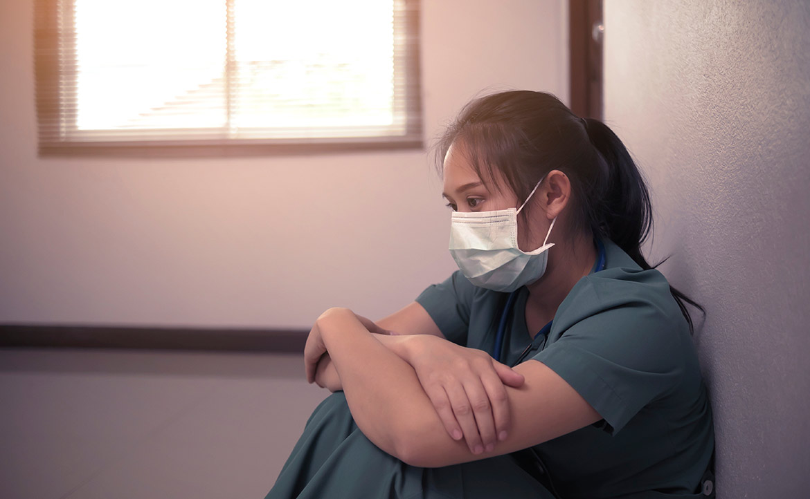 我們不是誰的「備胎」，更不是看診轉運站：一封地方醫院護理師的沉重告白信