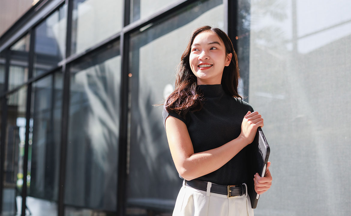 當我離開人人稱羨的「投行」：首份工作只待一週的我，如何走向跨越三大洲的國際職涯？