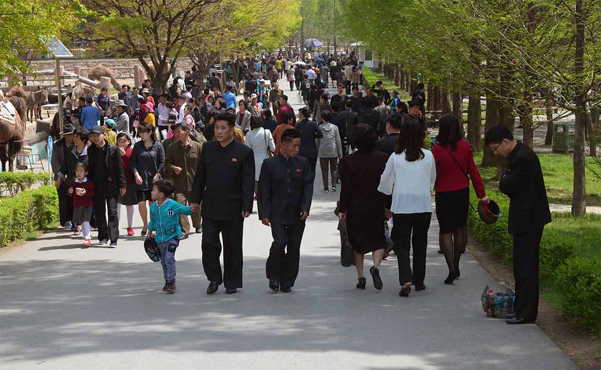 「北韓經濟奇蹟」的秘密：各國制裁下，為何經濟成長率仍連續 3 年超越南韓？