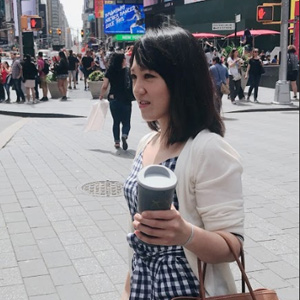 翁琬柔／大蘋果小故事