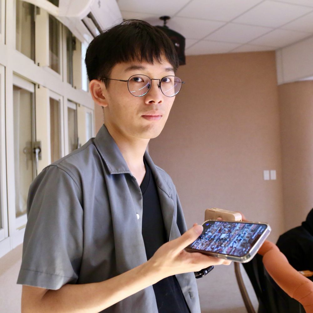 宋思彤／六六 LiuLiu